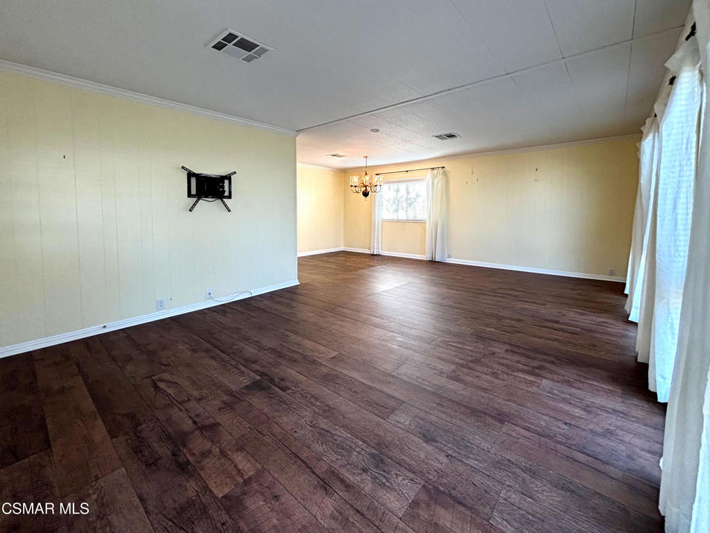2598 Thunderbird Drive #22 Property Photo 8