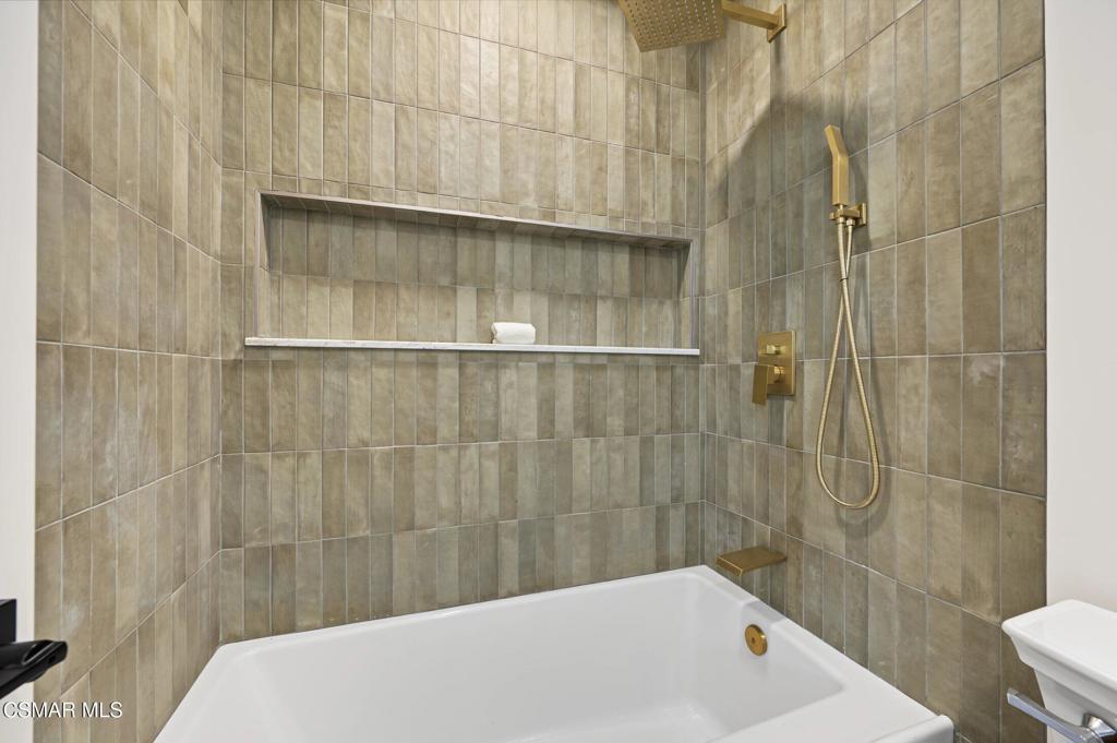 5261 Reef Way Property Photo 28
