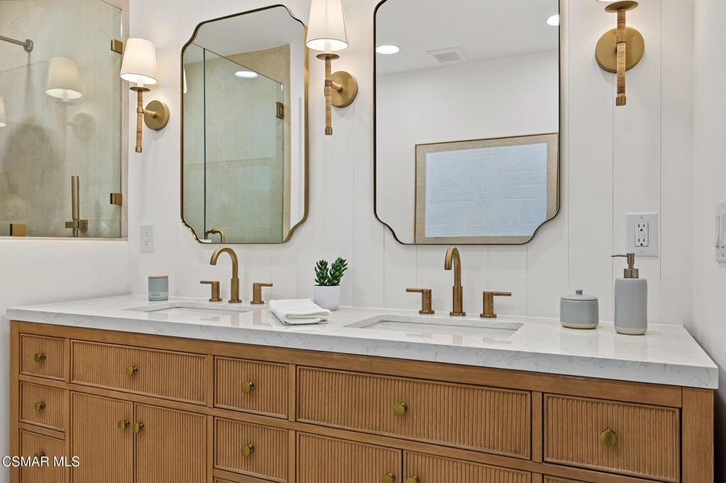 5261 Reef Way Property Photo 34