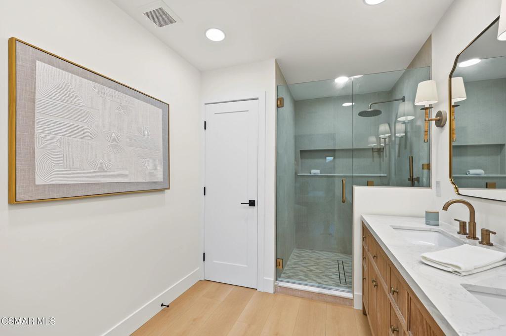 5261 Reef Way Property Photo 38