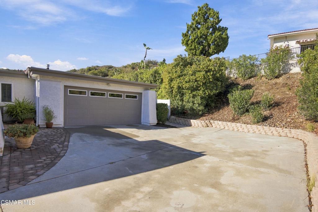 32458 Saddle Mountain Drive Property Photo 22
