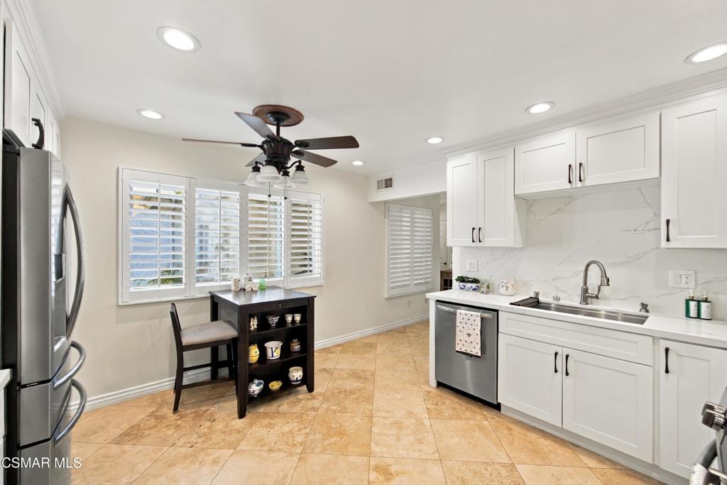 32458 Saddle Mountain Drive Property Photo 30