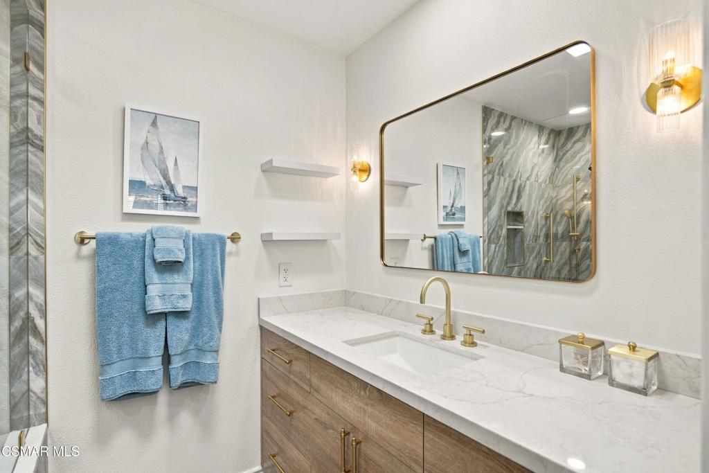 32458 Saddle Mountain Drive Property Photo 37