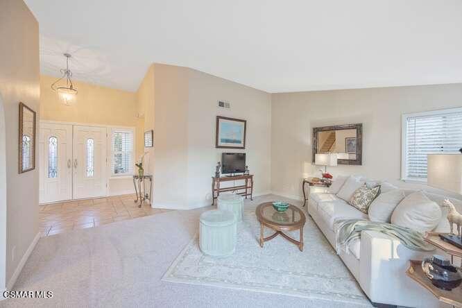 1894 Rambling Road Property Photo 9