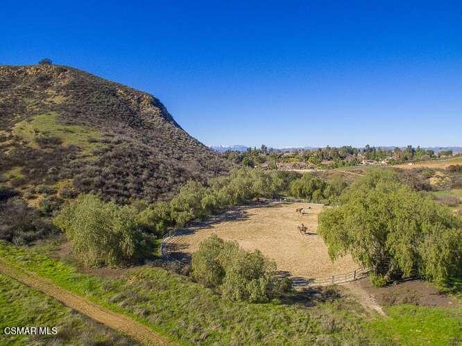1894 Rambling Road Property Photo 68