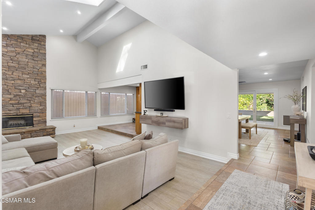 2034 Potter Avenue Property Photo 6