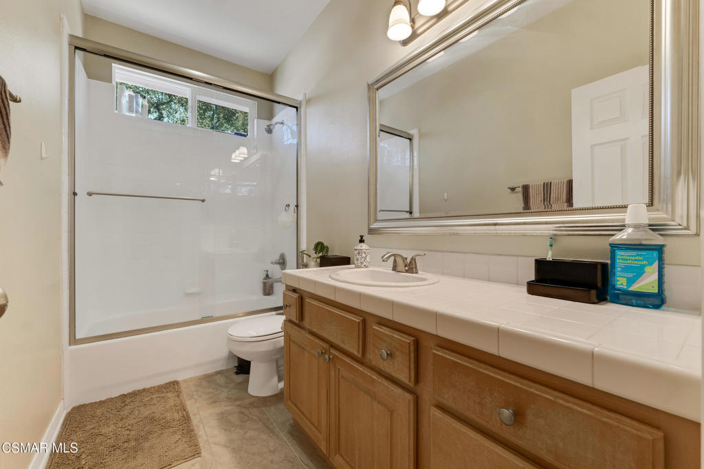 5588 California Oak Street Property Photo 28