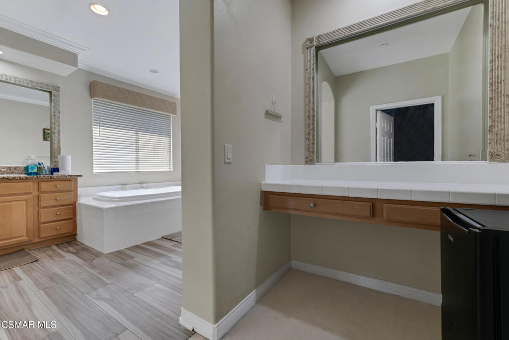 5588 California Oak Street Property Photo 33