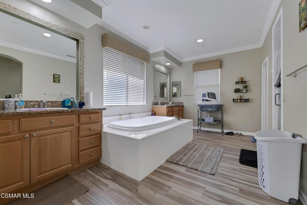 5588 California Oak Street Property Photo 34