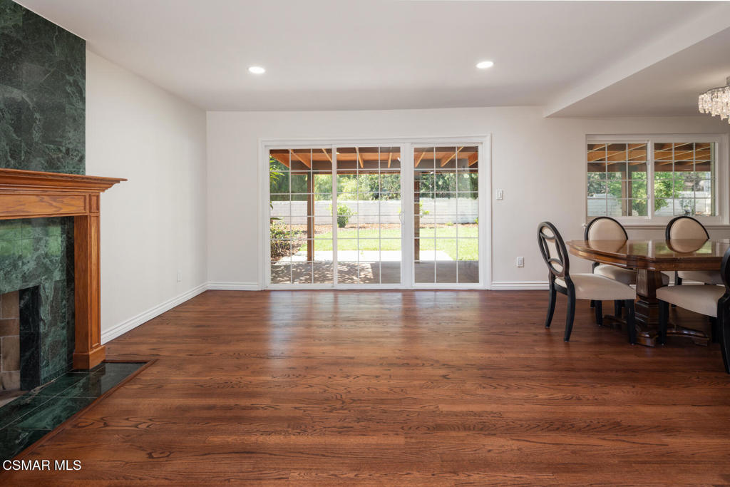 1831 La Granada Drive Property Photo 8