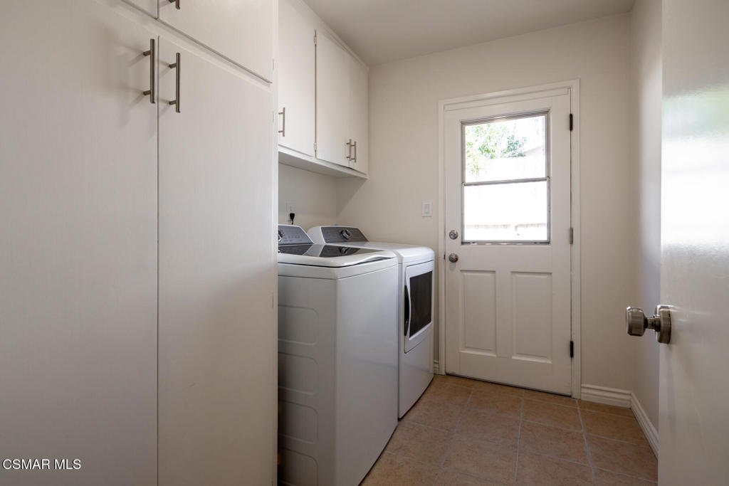 1831 La Granada Drive Property Photo 14