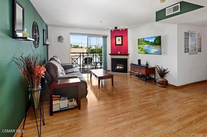 801 Pine Avenue 303 Property Photo 8