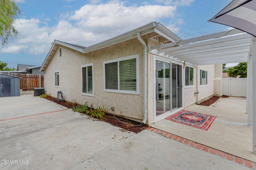 1588 Burning Tree Drive Property Photo 14