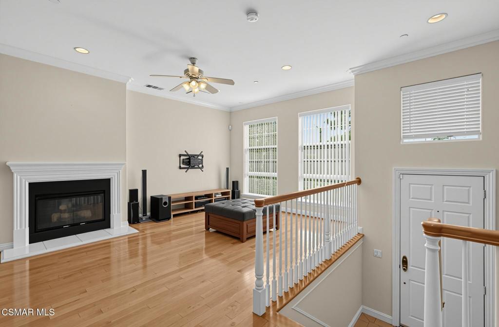 4106 W Kling Street Property Photo 2