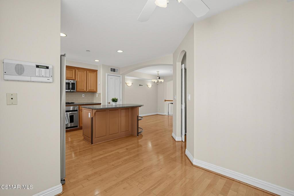 4106 W Kling Street Property Photo 12