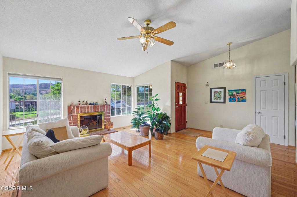 1635 Bridgegate Street Property Photo 4