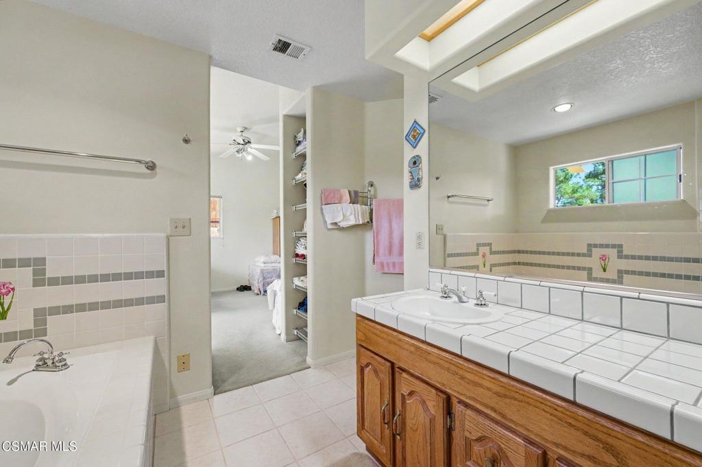 1635 Bridgegate Street Property Photo 31