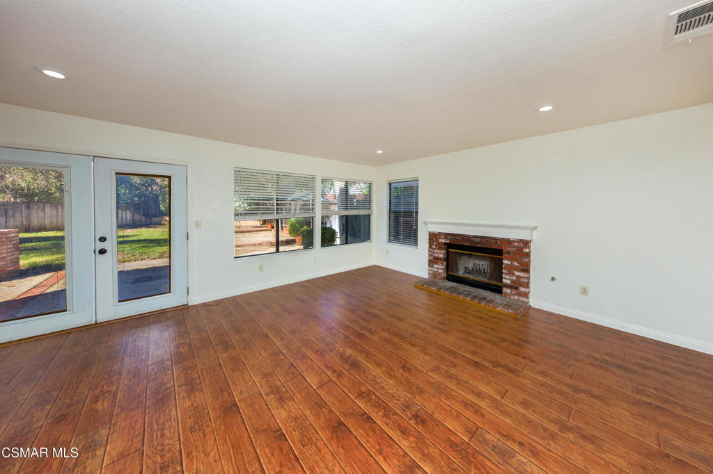 4117 Lost Springs Drive Property Photo 12
