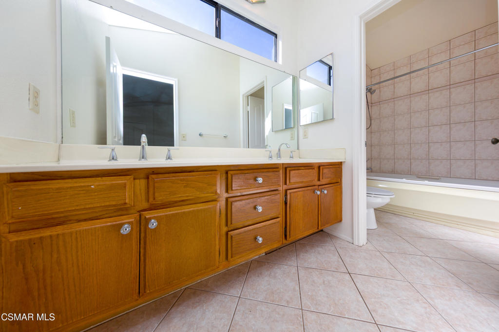 4117 Lost Springs Drive Property Photo 35