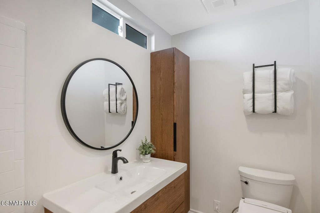 1449 Norwich Avenue Property Photo 21