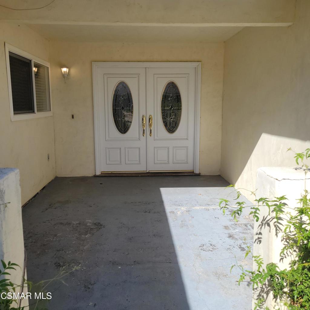2117 Samson Avenue Property Photo 2