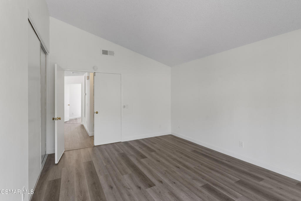15427 Kernvale Avenue Property Photo 28