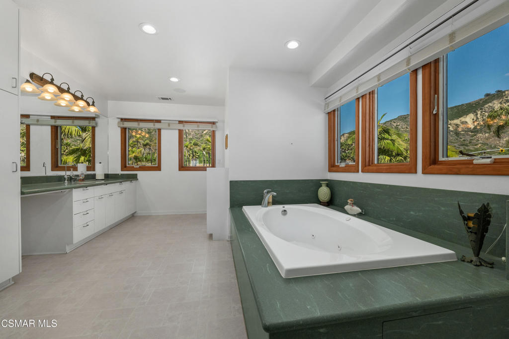 3762 Pacific Coast Highway Property Photo 68