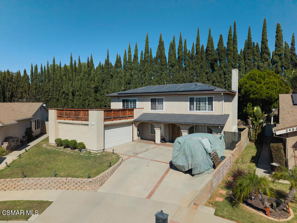 2491 N Castlemont Court Property Photo 4