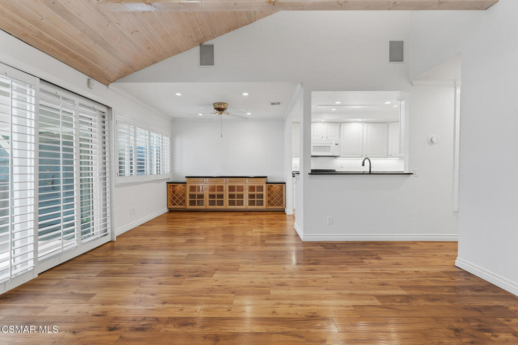 2093 Covington Avenue Property Photo 11