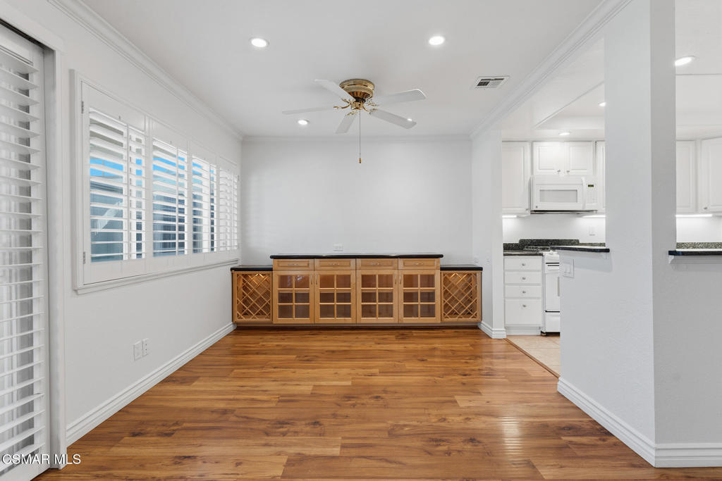 2093 Covington Avenue Property Photo 13