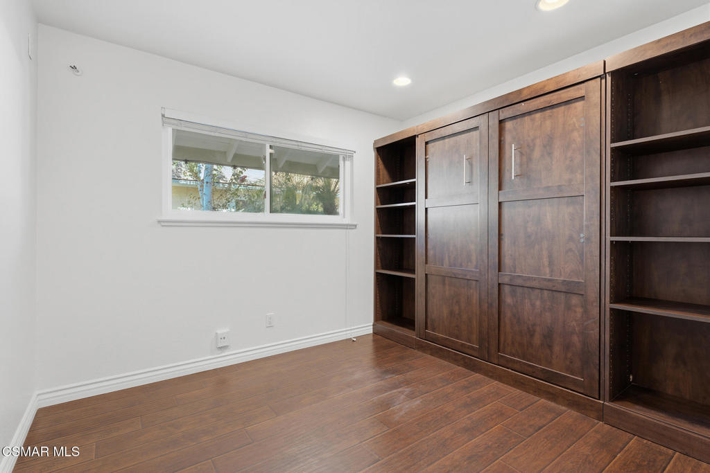 2093 Covington Avenue Property Photo 22