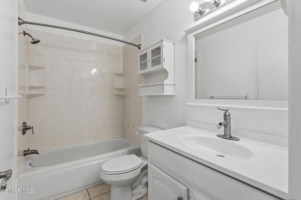2093 Covington Avenue Property Photo 23