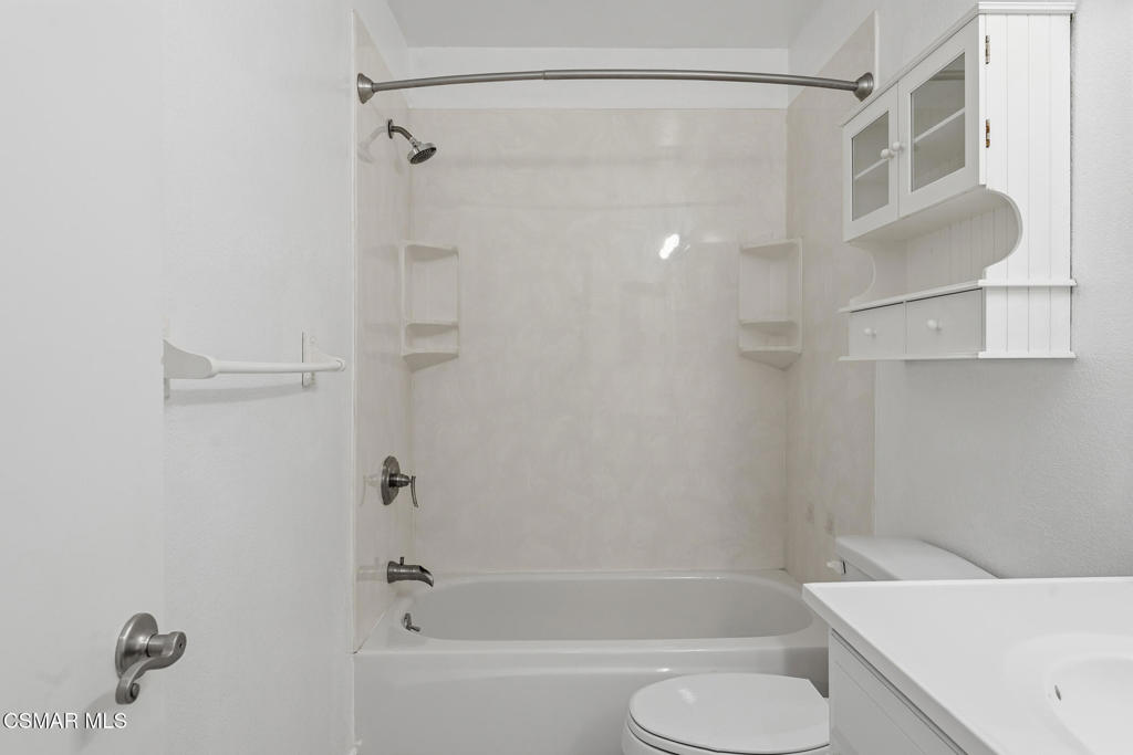 2093 Covington Avenue Property Photo 24