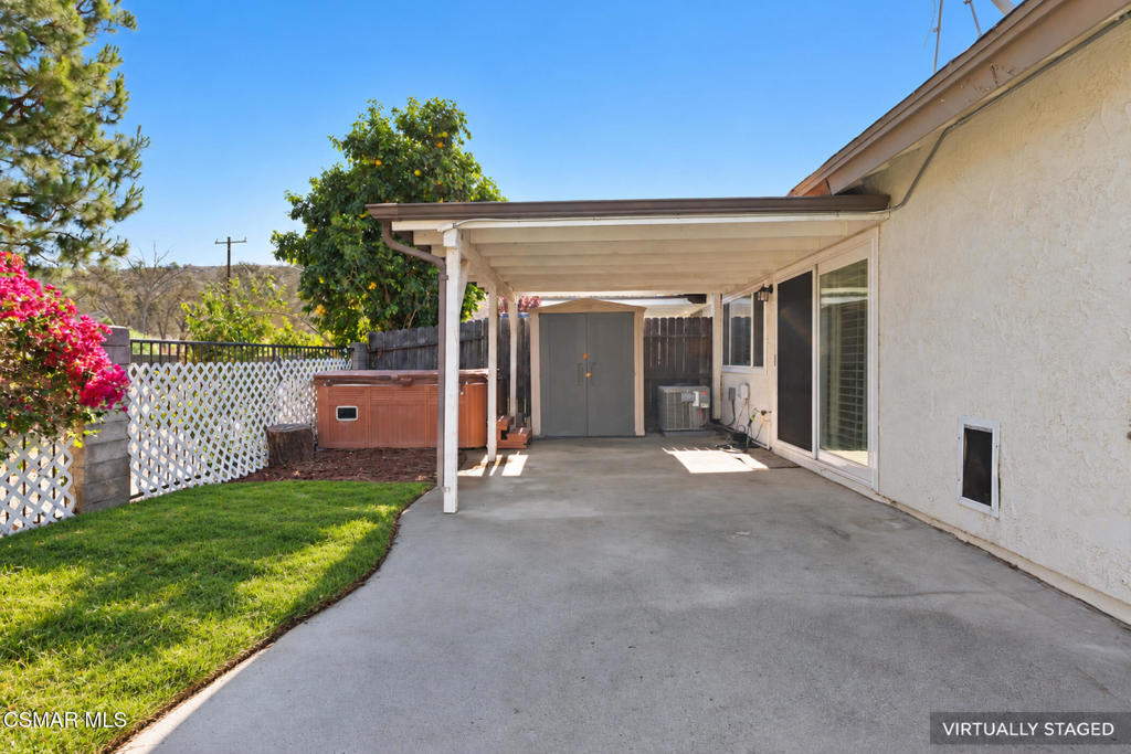 2093 Covington Avenue Property Photo 32