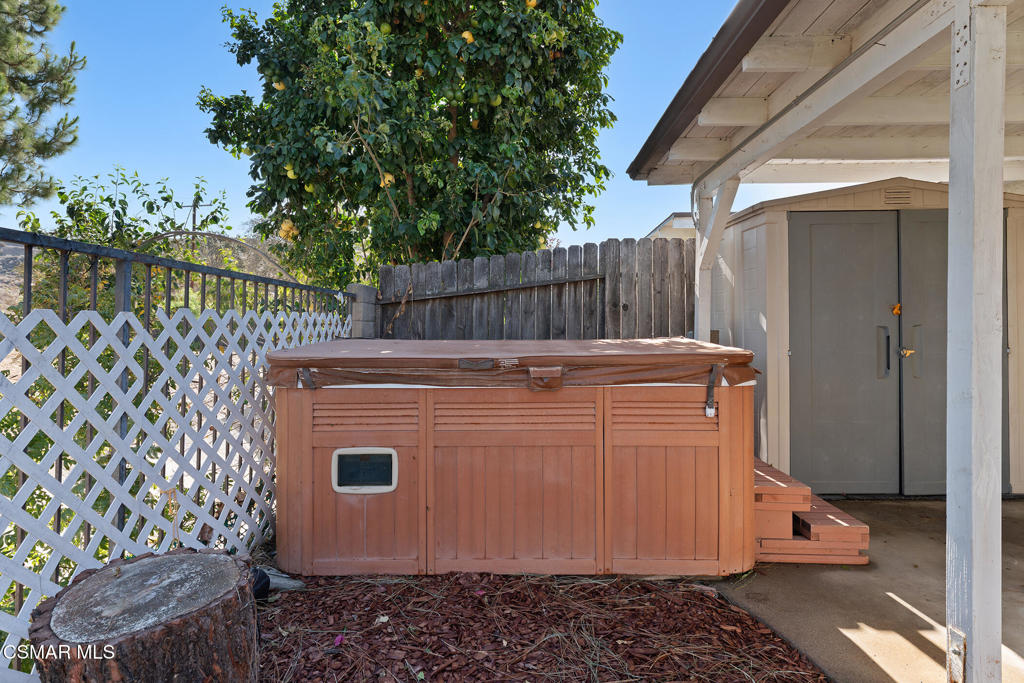 2093 Covington Avenue Property Photo 35