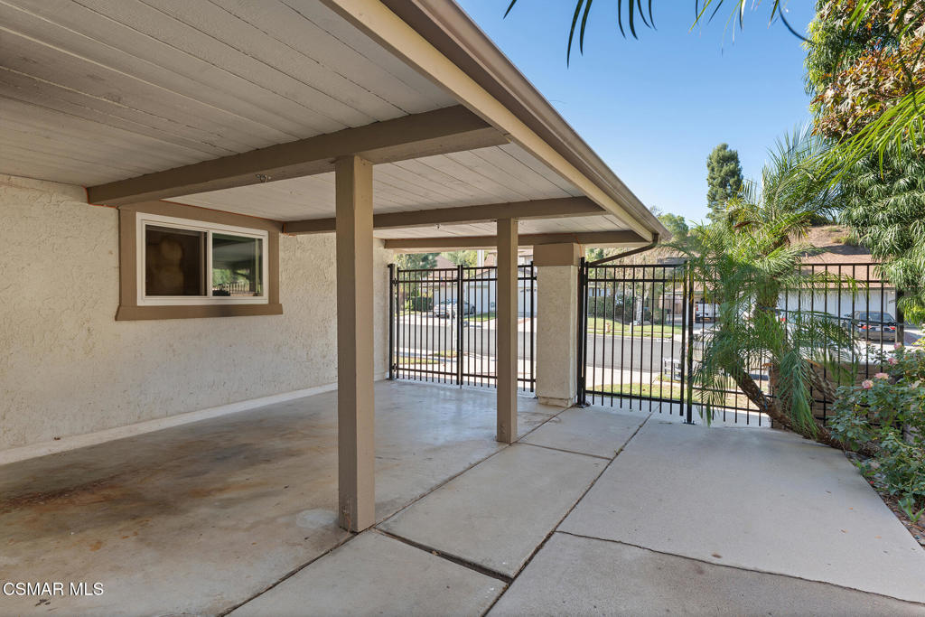 2093 Covington Avenue Property Photo 37