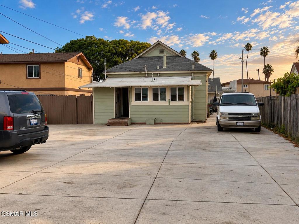118 B Street Property Photo 4