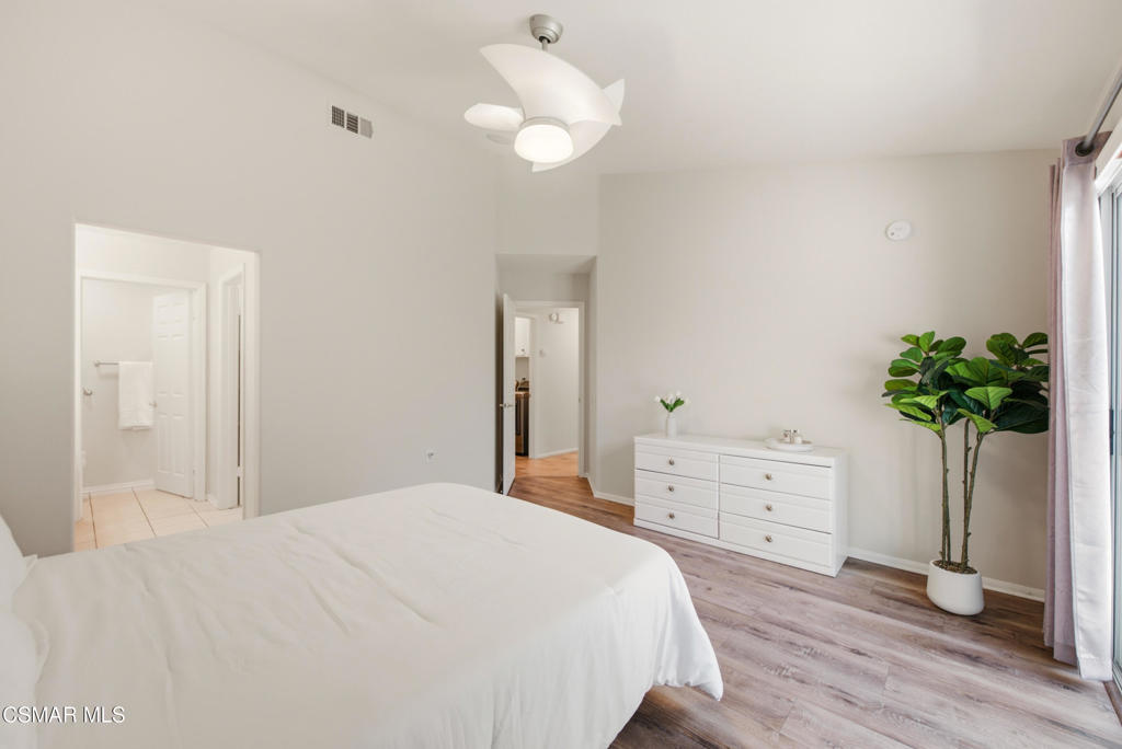 2043 Tulip Avenue Property Photo 16