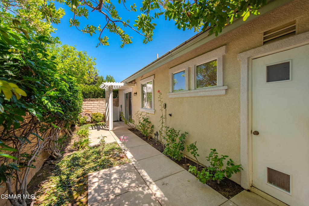 2043 Tulip Avenue Property Photo 30