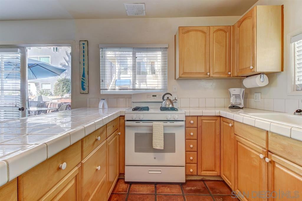 230005570SD Property Photo 7