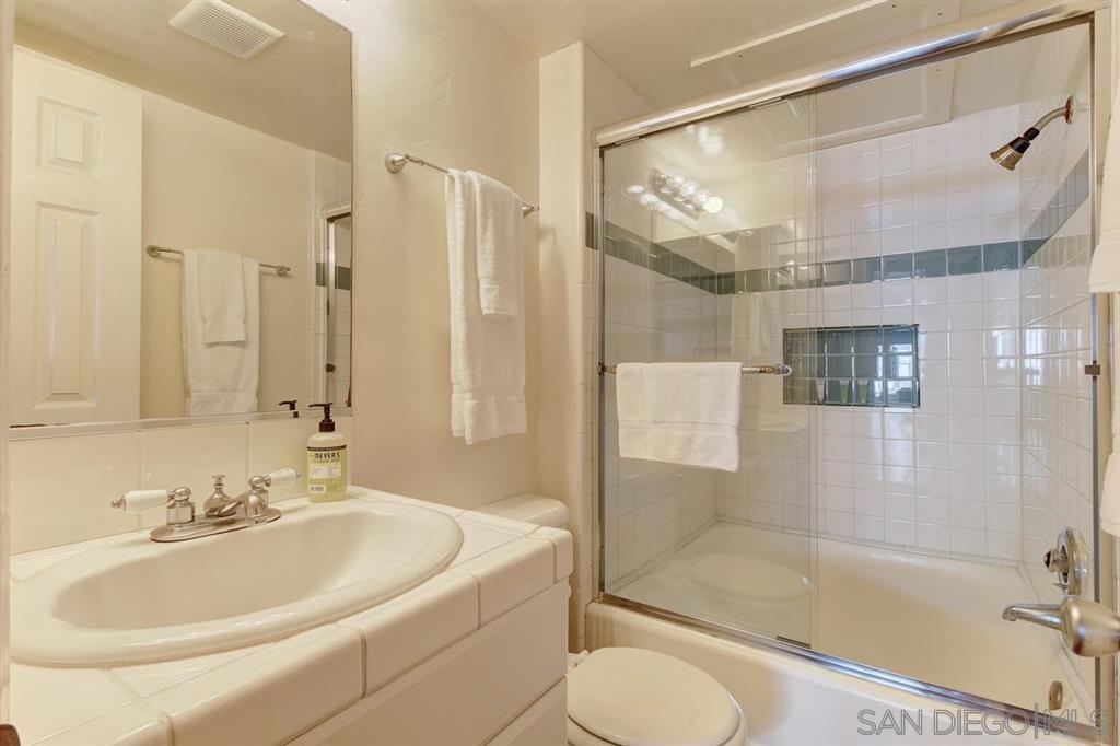 230005570SD Property Photo 16