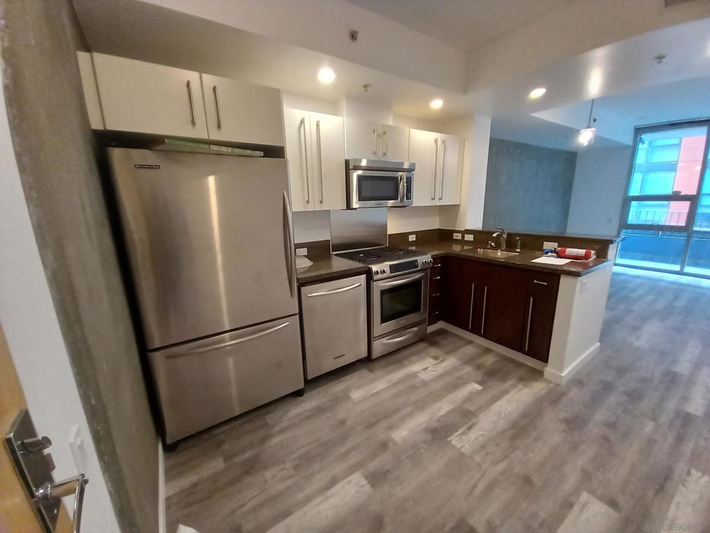 230008460SD Property Photo 9