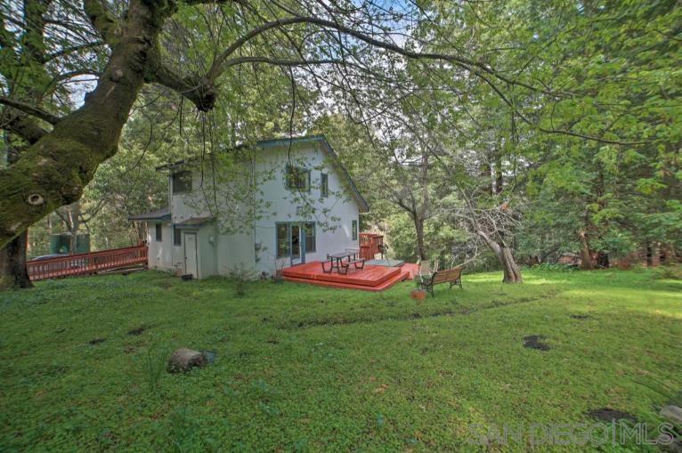 16885 Laurel Road Property Photo 1
