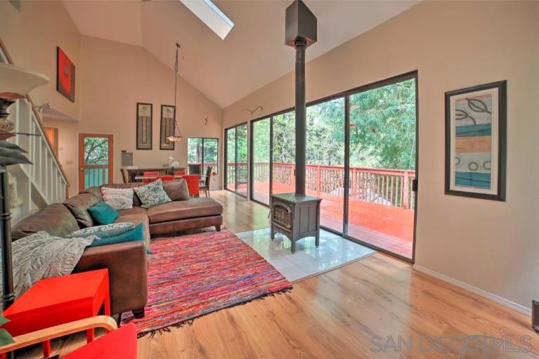 16885 Laurel Road Property Photo 5