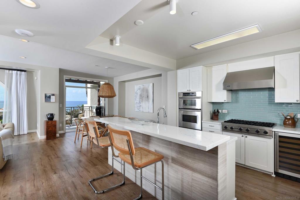 5430 La Jolla Boulevard C202 Property Photo 5