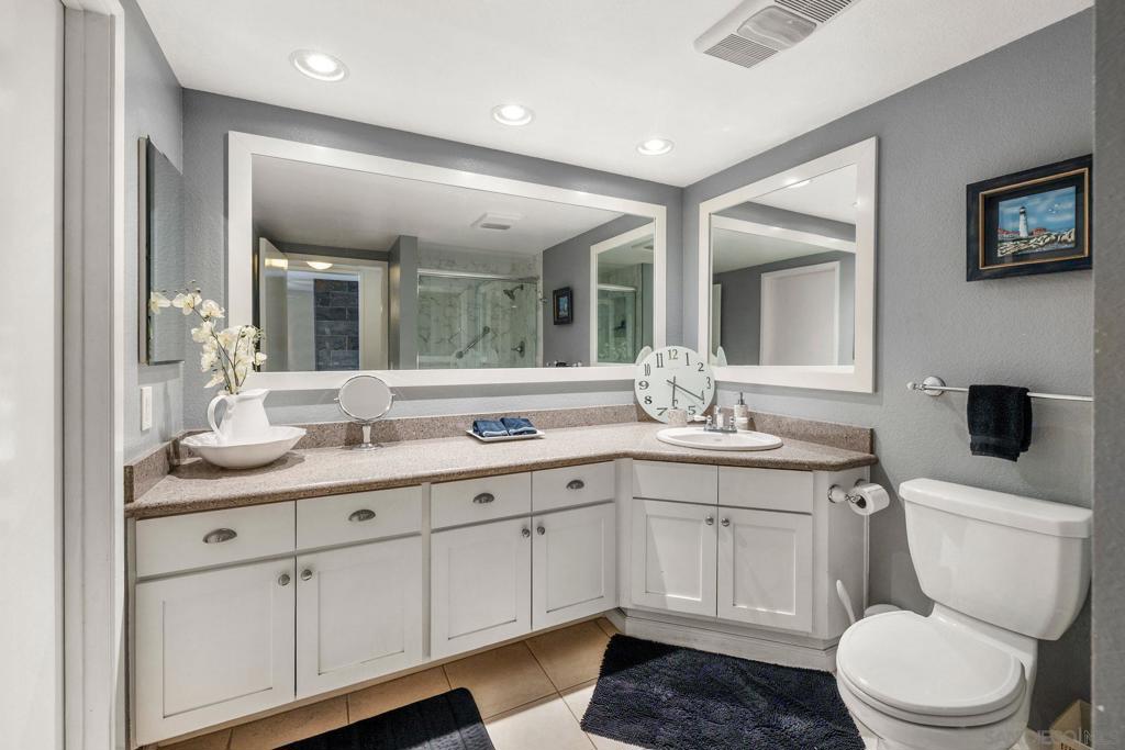 69 Kingston Property Photo 25