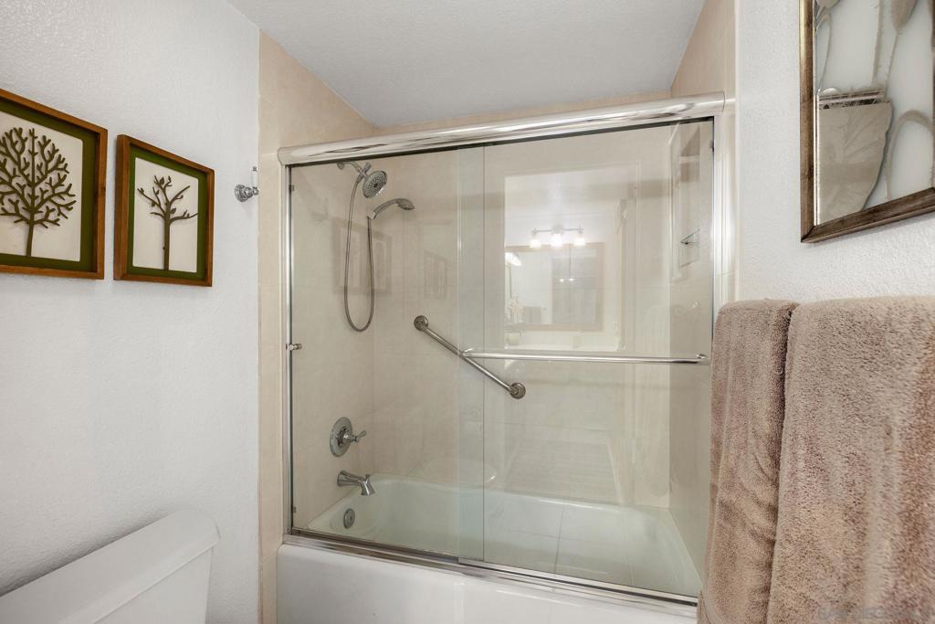 69 Kingston Property Photo 26