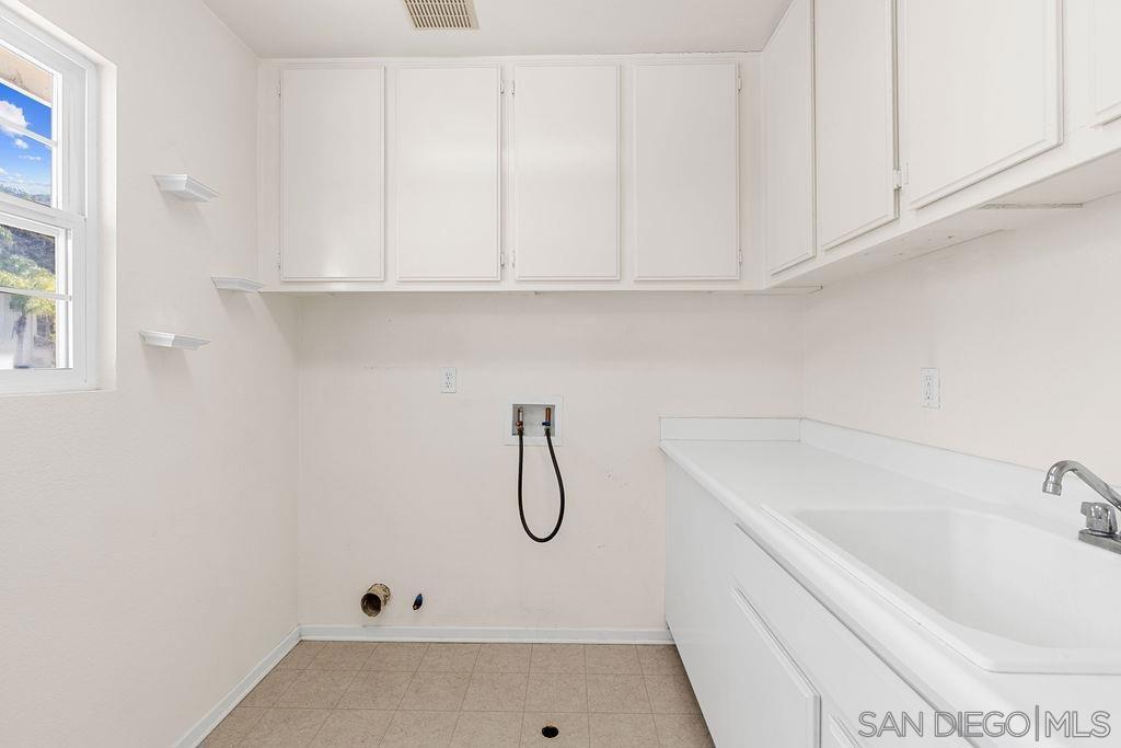 10421 Magical Waters Ct Property Photo 29