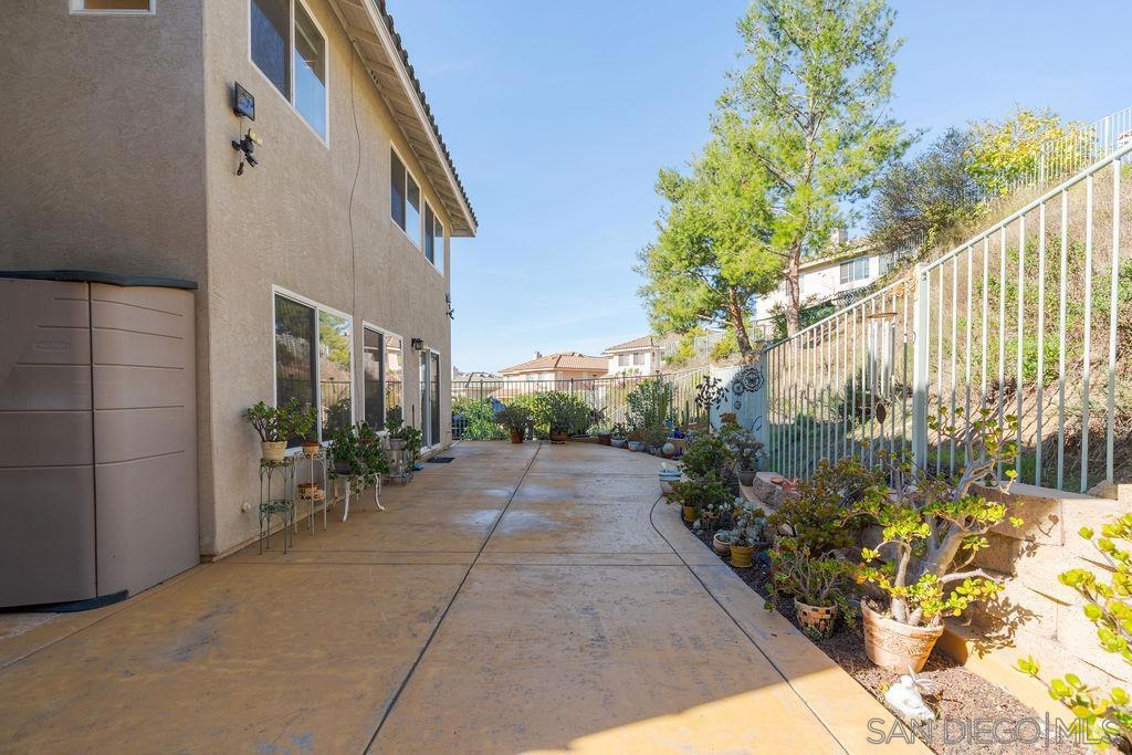 10421 Magical Waters Ct Property Photo 32