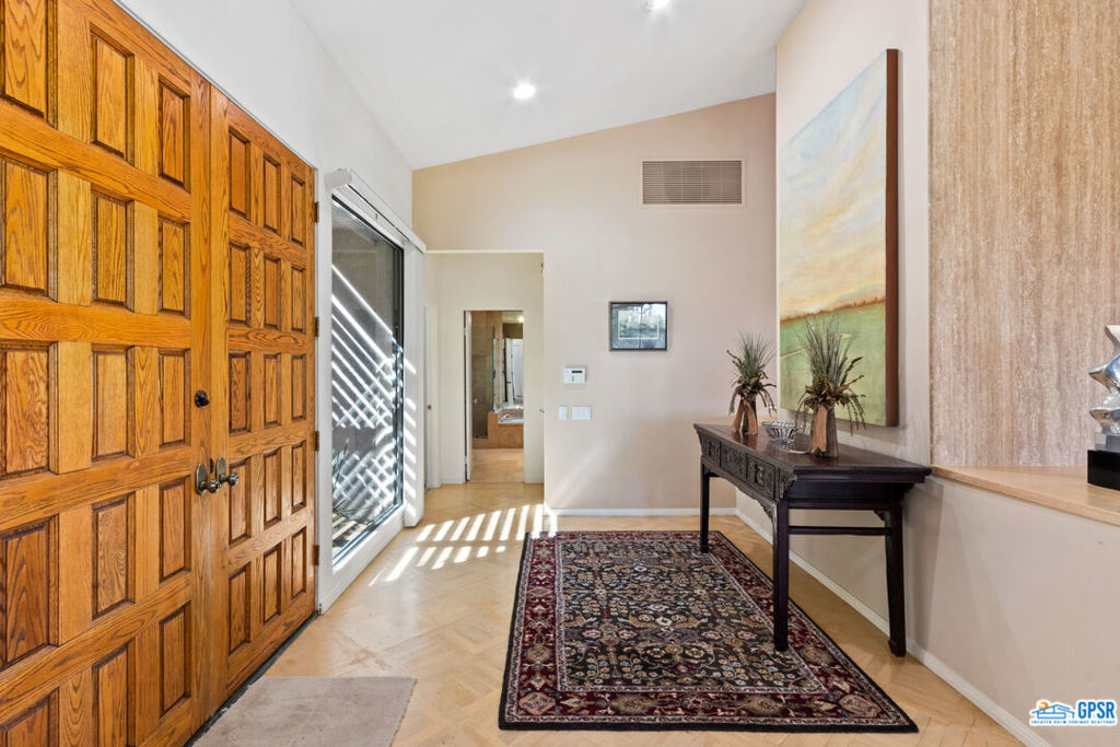 10010 Sunningdale Drive Property Photo 6